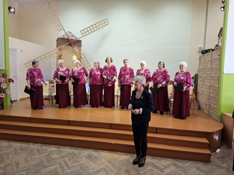 Sirds siltuma piepildīts koncerts filiālē “Iļģi” – viesojas ansamblis “Uzmet garu”