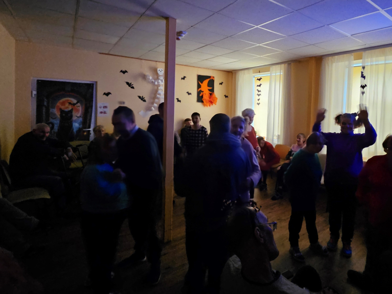 spocīga ballīte