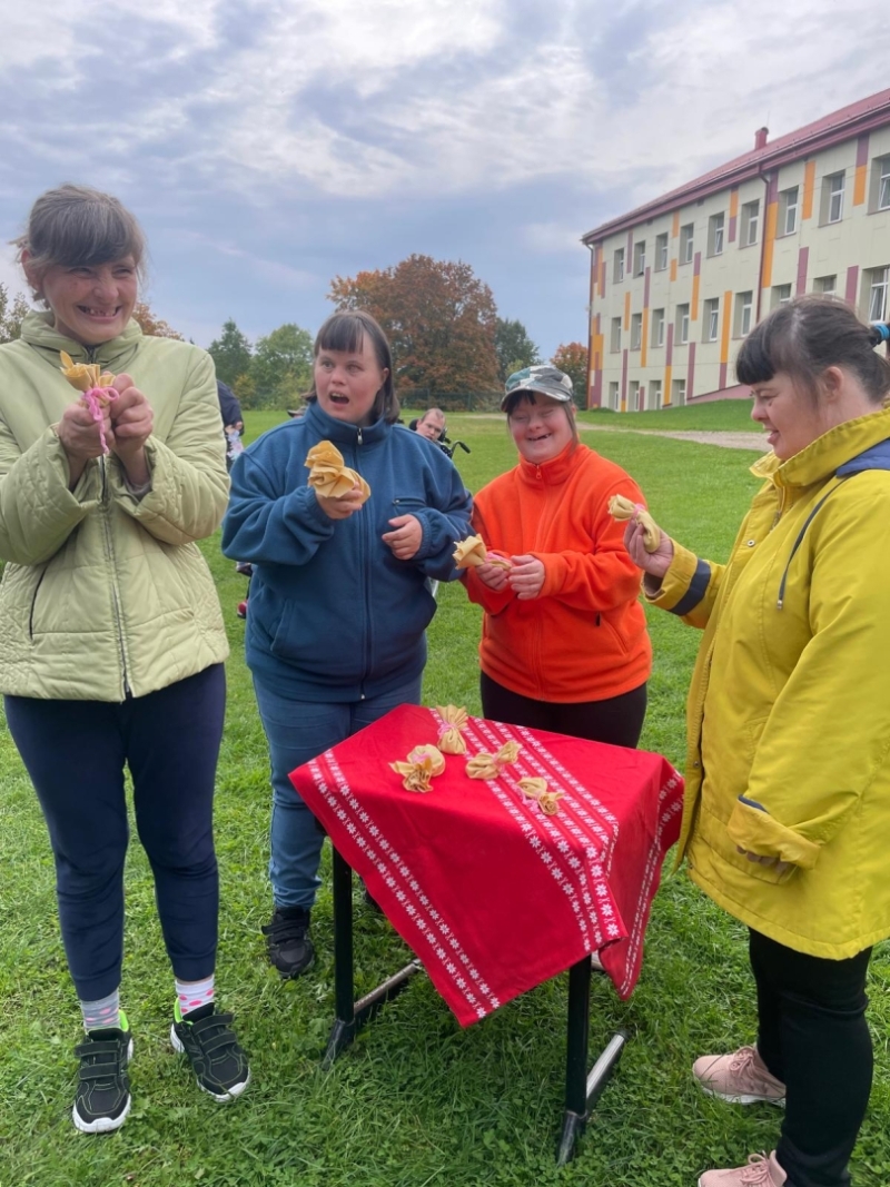 Miķeļdiena “Veģos” – rudens krāšņums, radošums un kopā būšanas prieks