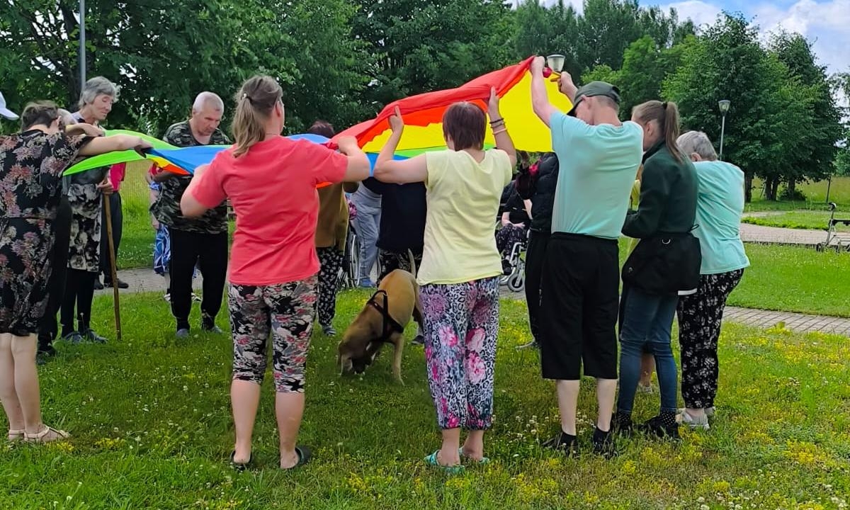 Kanisterapija – mīļums, kas dziedē