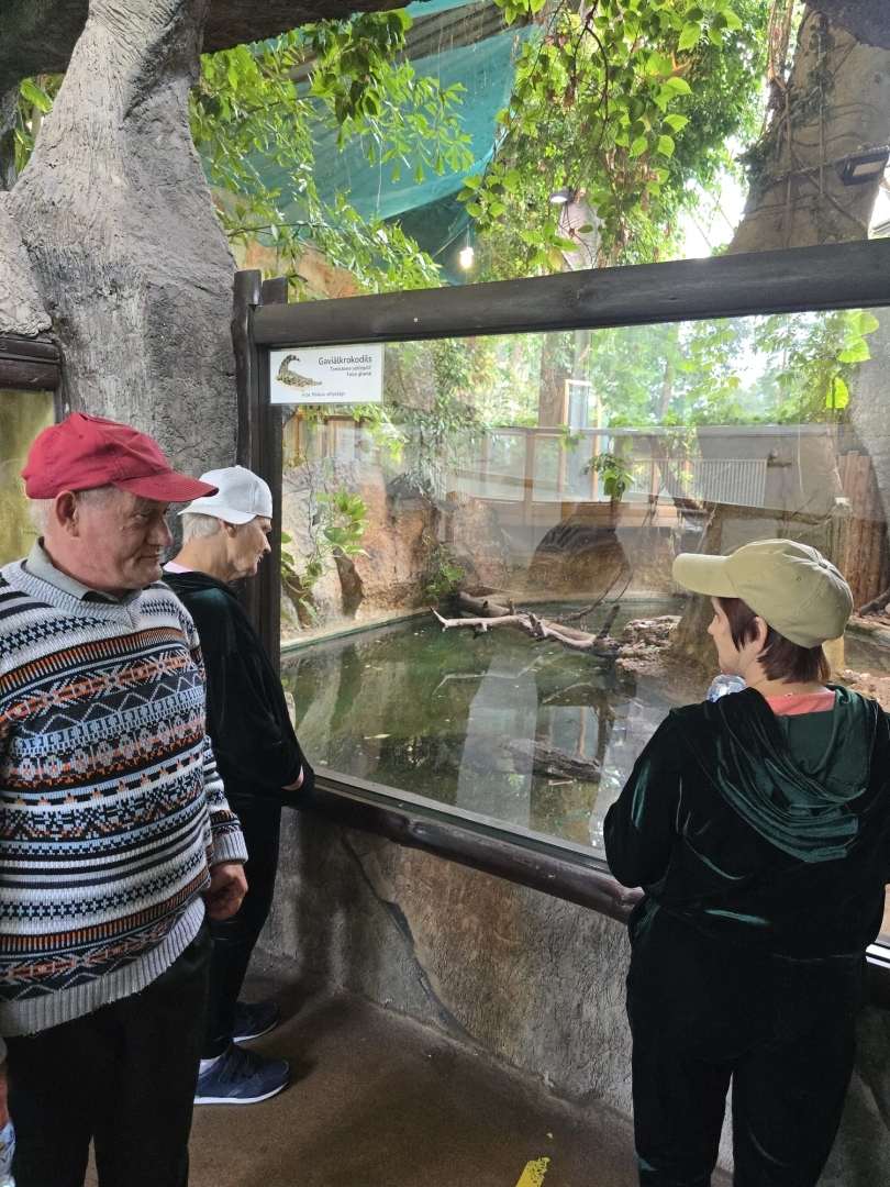 “Aizraujošs ceļojums dzīvnieku pasaulē” – iespaidi, pārsteigumi un prieks Rīgas Zooloģiskajā dārzā