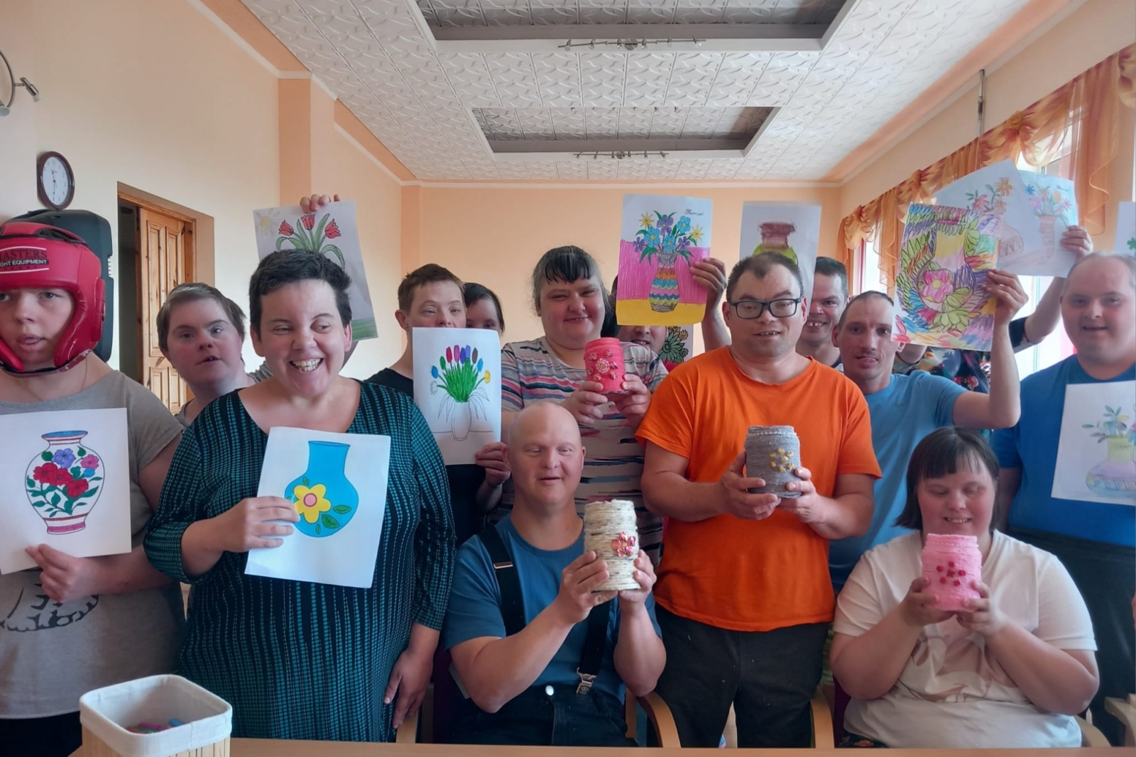 No vienkāršas burciņas līdz skaistai vāzei