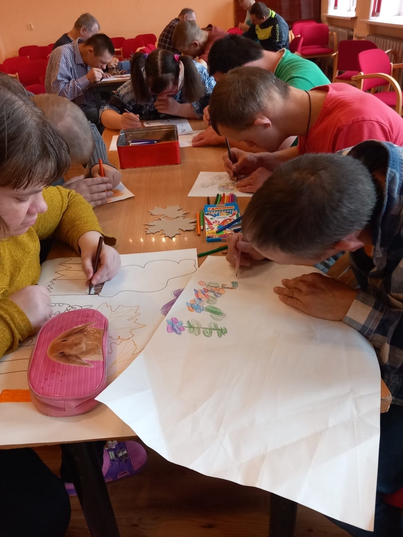 “Krāso, radi un priecājies!” – radošuma un iedvesmas diena “Veģos”