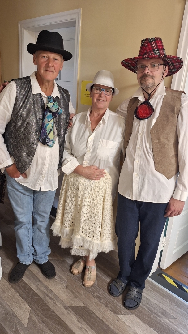 Pārvērtību jeb Modes diena VSAC „Dundagas filiālē”