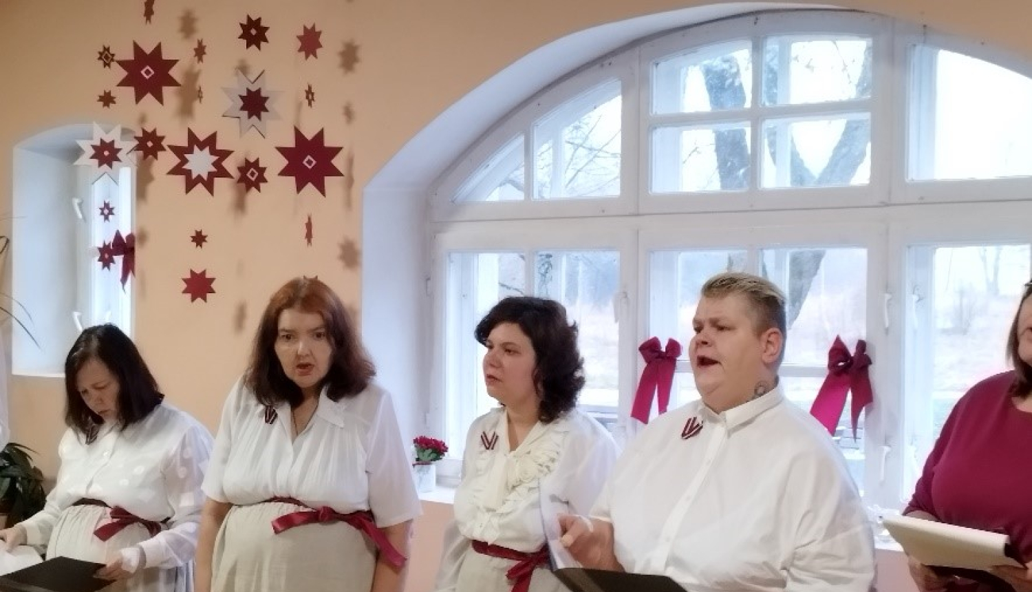 Latvijas valsts svētku svinēšana Aizvīķos