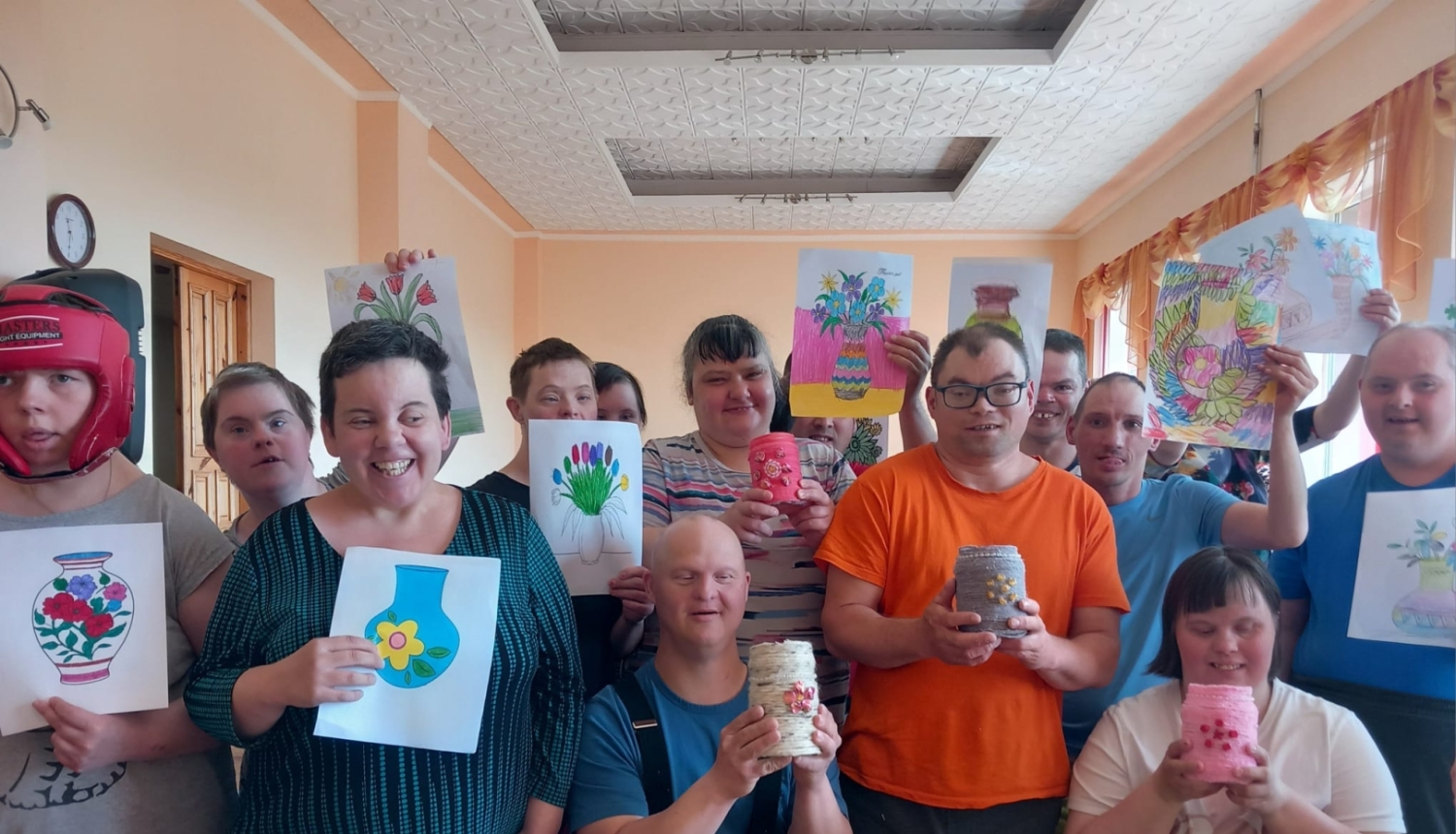 No vienkāršas burciņas līdz skaistai vāzei