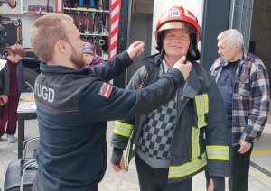 Izzinoša un aizraujoša ciemošanās pie ugunsdzēsējiem-glābējiem Alsungā