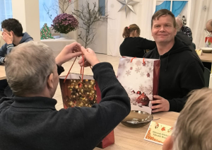 Paldies par sirdi sildošām svētku dāvanām