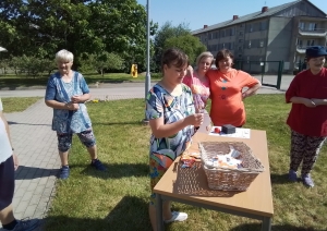 Ciemos draugi no Dundagas