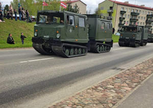 “Brīvības svētku” militārā parāde