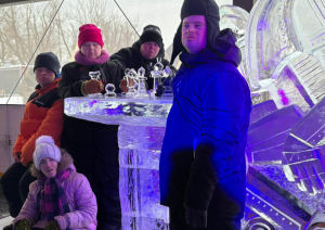 Ledus mākslas burvība Jelgavā – aukstums mūs nebaida!