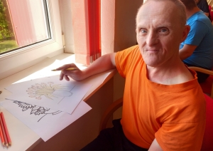 No vienkāršas burciņas līdz skaistai vāzei