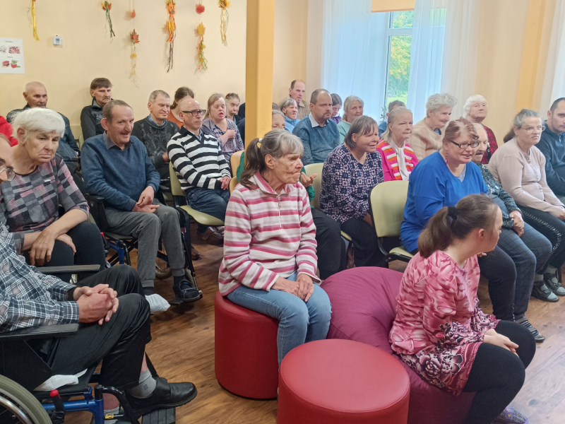 Svinam Senioru dienu