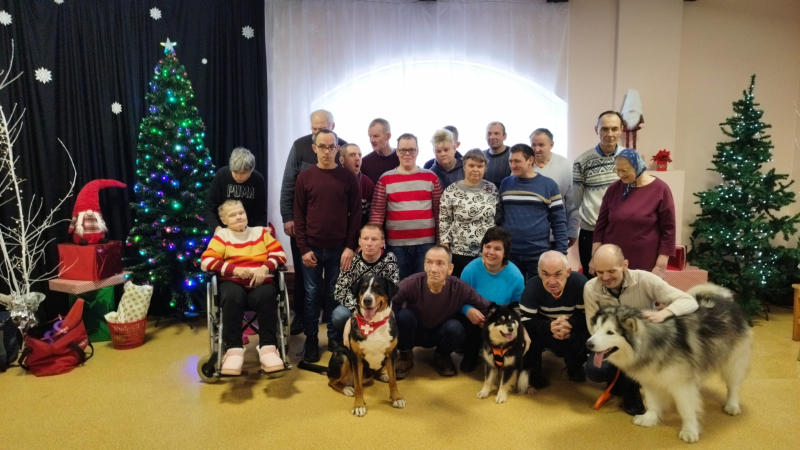 Aizvīķos ciemojās CANIS GROUP