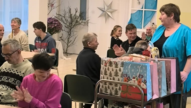 Paldies par sirdi sildošām svētku dāvanām