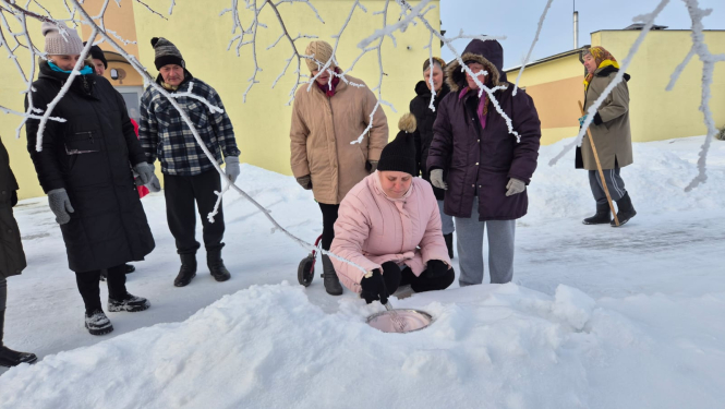 Ziema aiz loga, saldējums uz goda