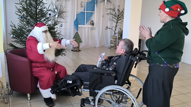 Smiekli, dejas un svētku prieks “Gudeniekos”