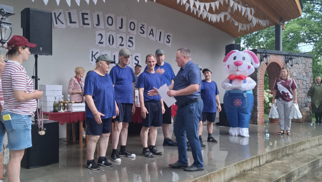 Klejojošais kauss