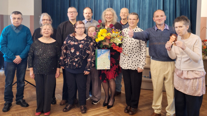 Muzikālu pēcpusdienu ar dziedātāju Doroteju Loču