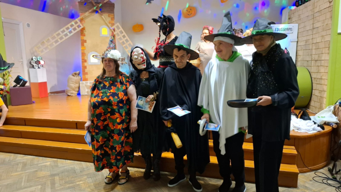 Helloveen popiela Iļģu muižā