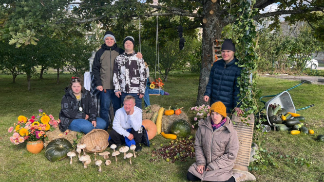 Divas dienas filiāles “Liepāja” iemītnieki svinēja rudens gadskārtu svētkus Miķeļus Divas dienas filiāles “Liepāja” iemītnieki svinēja rudens gadskārtu svētkus Miķeļus