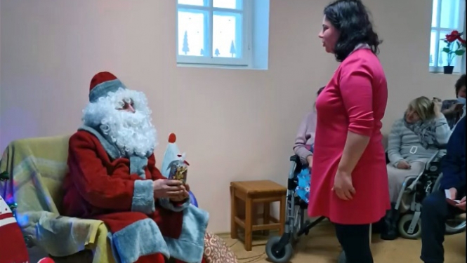 Ziemassvētki un dāvanas