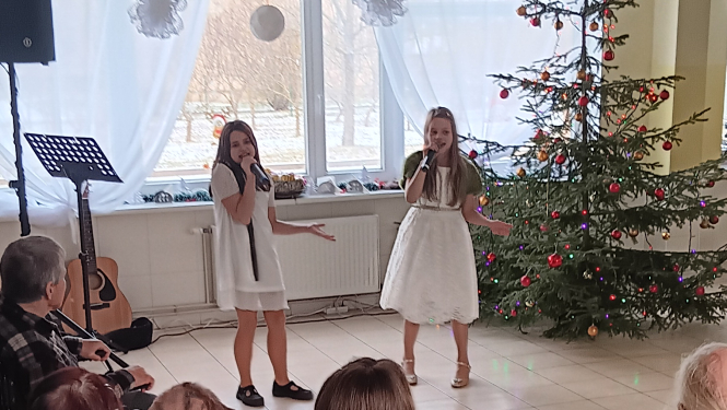 Ciemos draugi no Ventspils mūzikas skolas