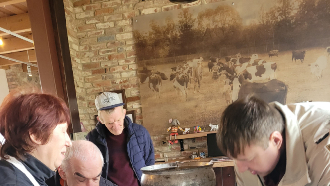 Ekskursija uz Sieksātes ,,Piena muižu”