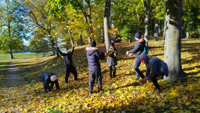 Rudens spēle -  “Trallalā”