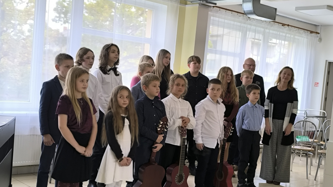 Ciemos Alsungas mūzikas skolas audzēkņi