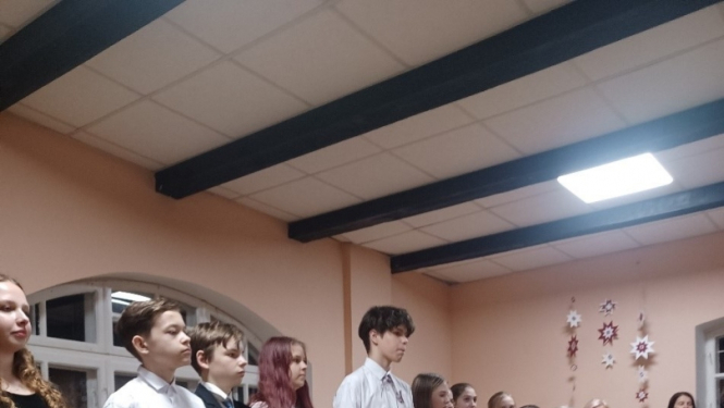 ciemos skolēni no Vaiņodes mūzikas skolas