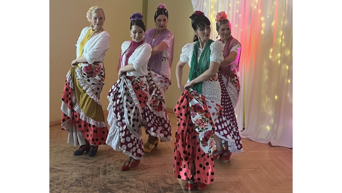 Saulainos un jautros spāņu ritmos