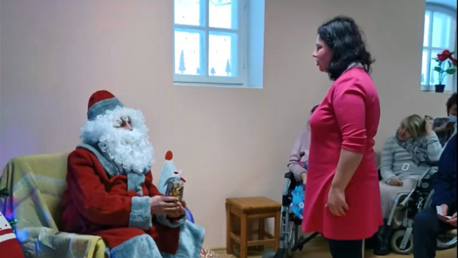 Ziemassvētki un dāvanas