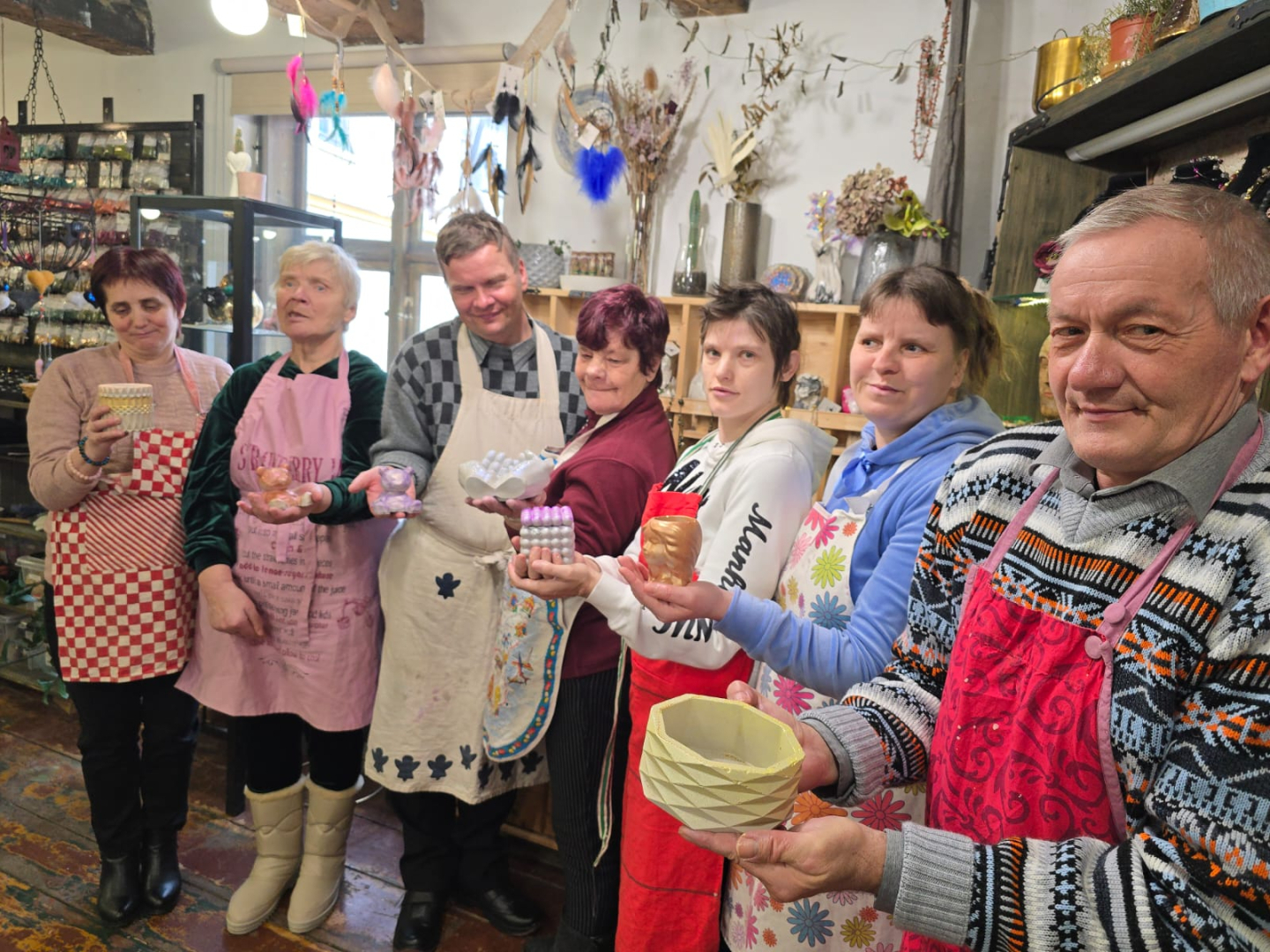 Radošs un iedvesmojošs rīts Liepājā “Gudenieku” filiāles klientiem