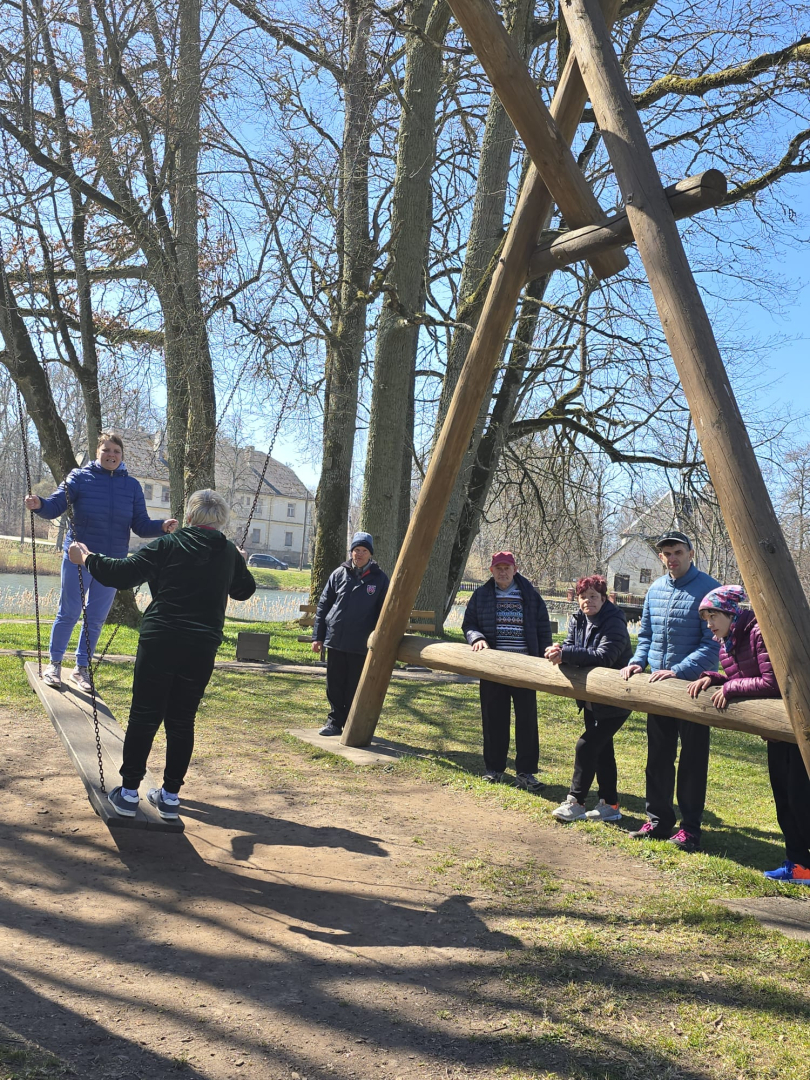 Pavasarīga ekskursija “Gudeniekos” – Kurzemes skaistums, vēsture un piedzīvojumi