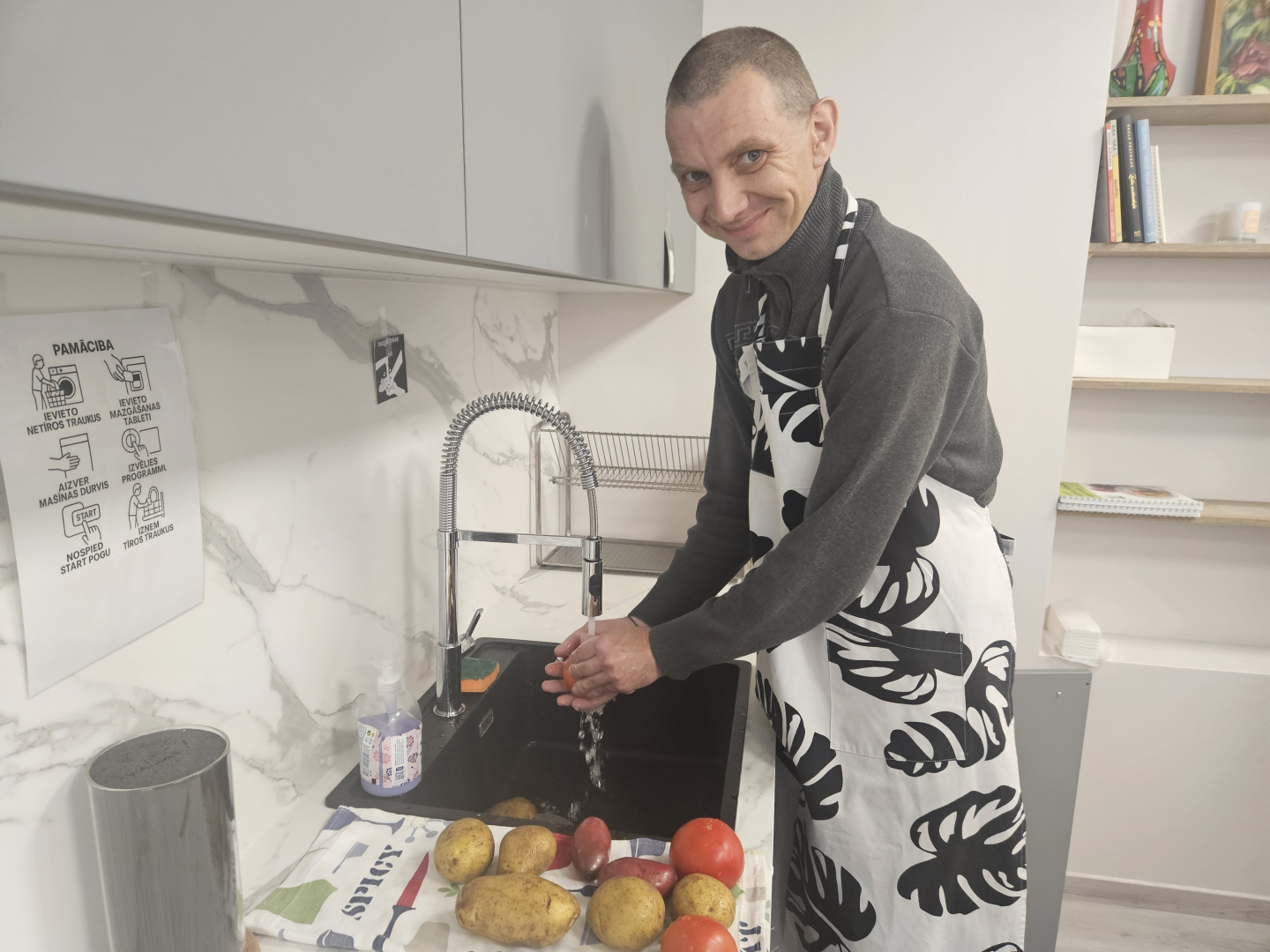 Atkārtojam galda un tā klāšanas kultūras prasmes