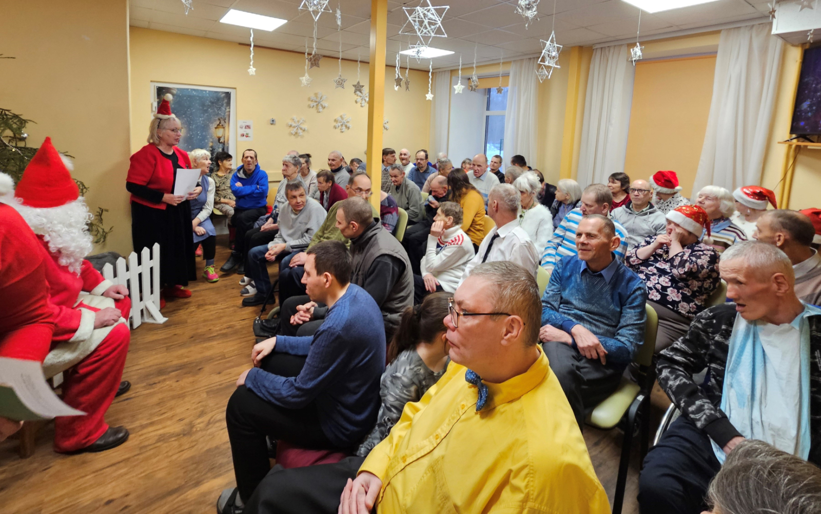 Dundagu apciemoja Salavecītis