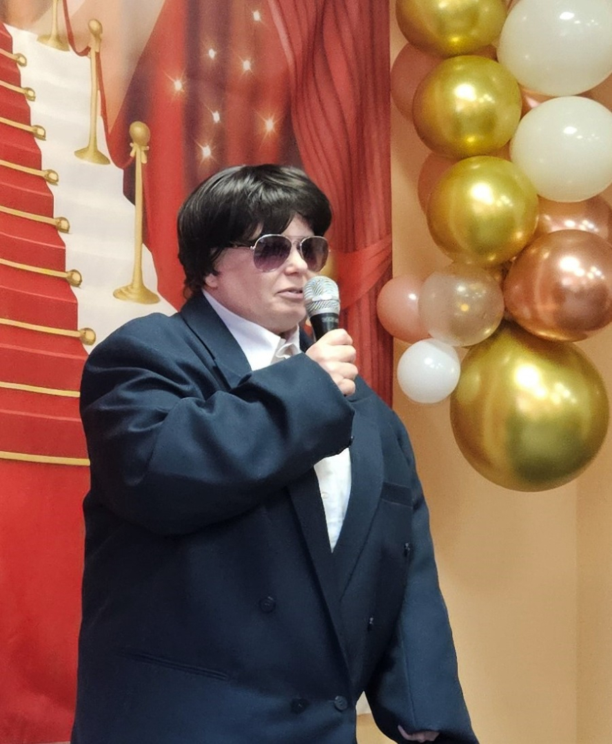 **Popielas spožums Dundagā – no Turaidas roze līdz Elvis Presley un Intars Busulis “Bēbīšu maršam”**