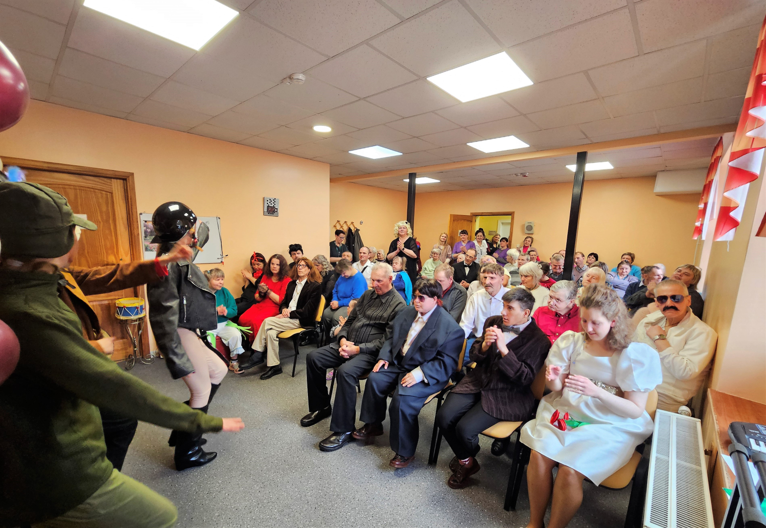 **Popielas spožums Dundagā – no Turaidas roze līdz Elvis Presley un Intars Busulis “Bēbīšu maršam”**