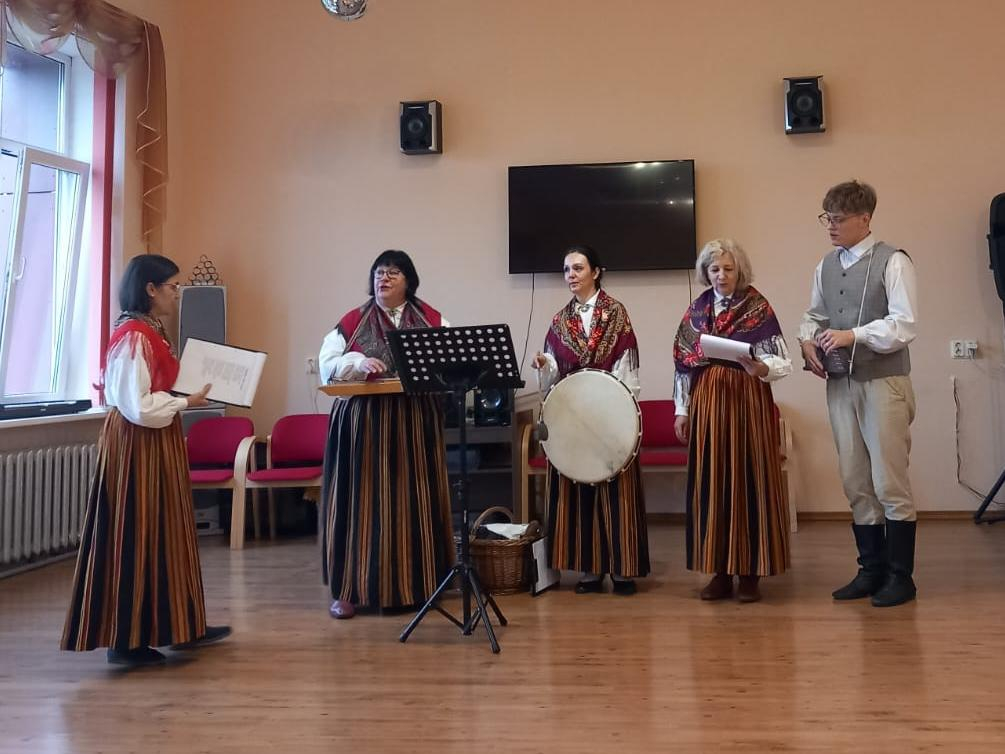 Koncertē "Sabiles ogas"