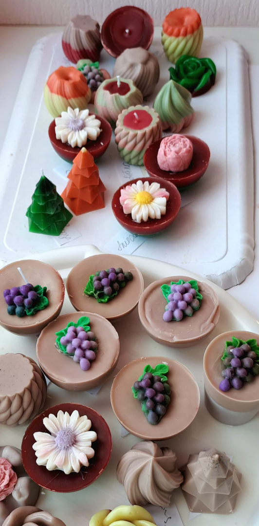 Gaisma, krāsas un kopā būšana Sveču dienā filiālē “Veģi”