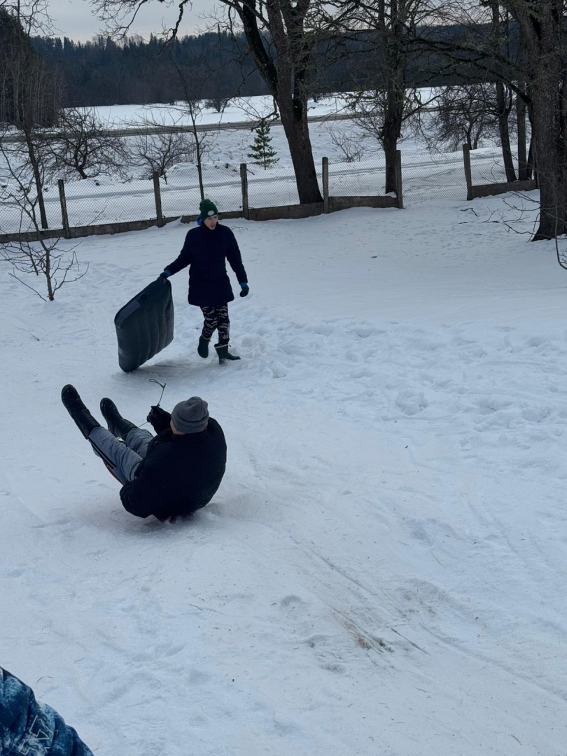 "Šļūciens", kas ziemu projām dzen
