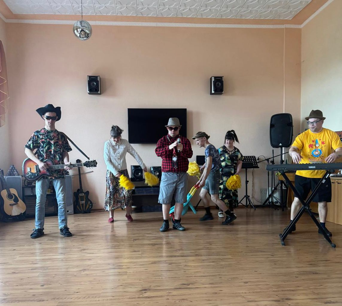 Kad zvaigznes tiekas