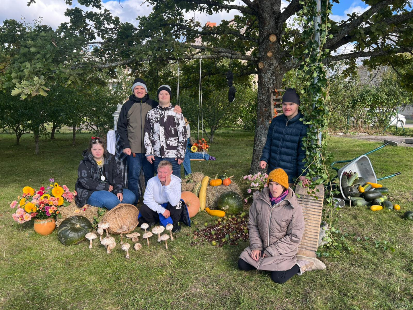 Divas dienas filiāles “Liepāja” iemītnieki svinēja rudens gadskārtu svētkus Miķeļus