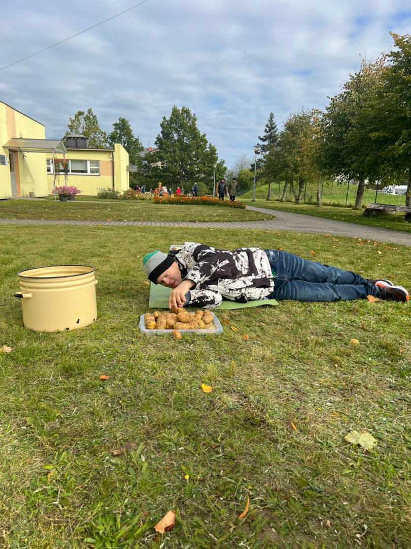 Divas dienas filiāles “Liepāja” iemītnieki svinēja rudens gadskārtu svētkus Miķeļus