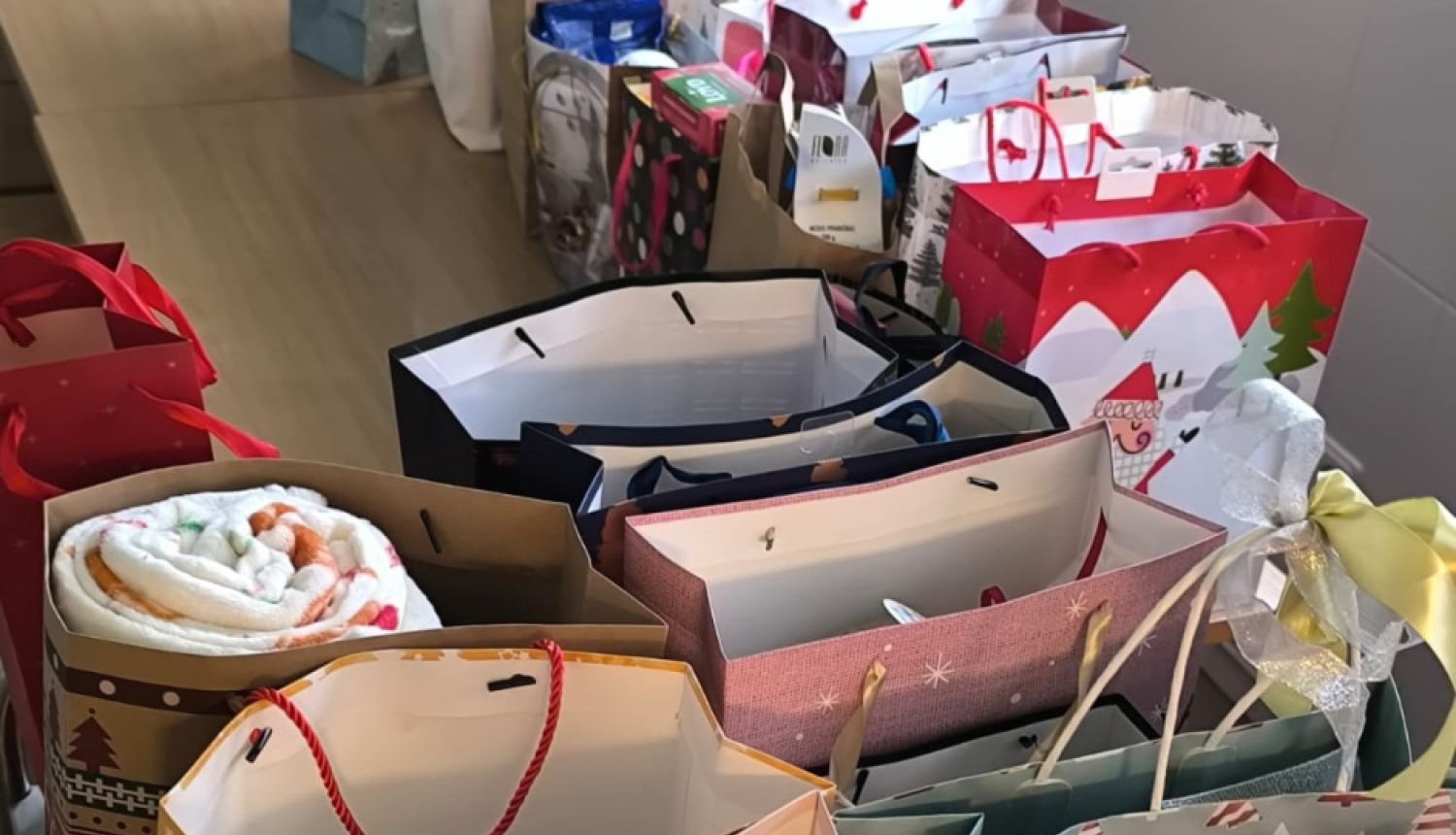 Paldies par sirdi sildošām svētku dāvanām