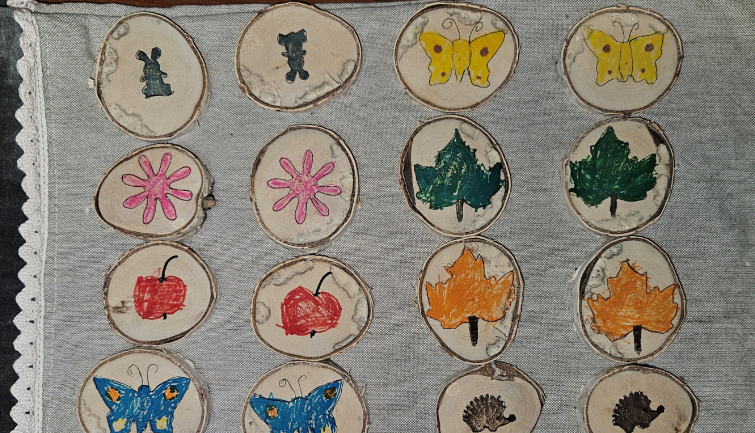 Mūs apciemoja mazi un mīļi rūķīši