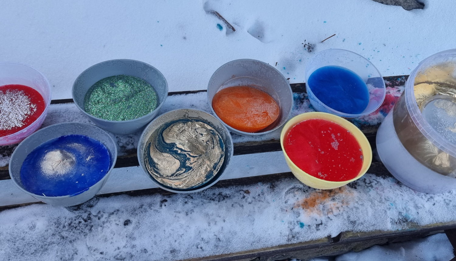 Filiālē “Dundaga” piepildās krāsaini sapņi….