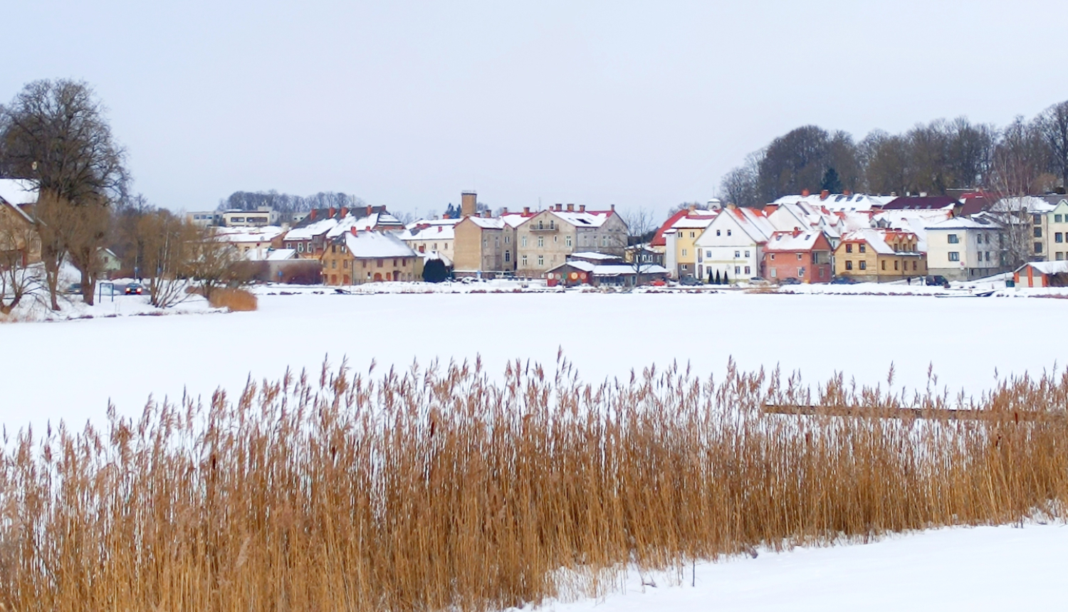 No izrādes prieka līdz mākslas un dabas baudījumam Talsos