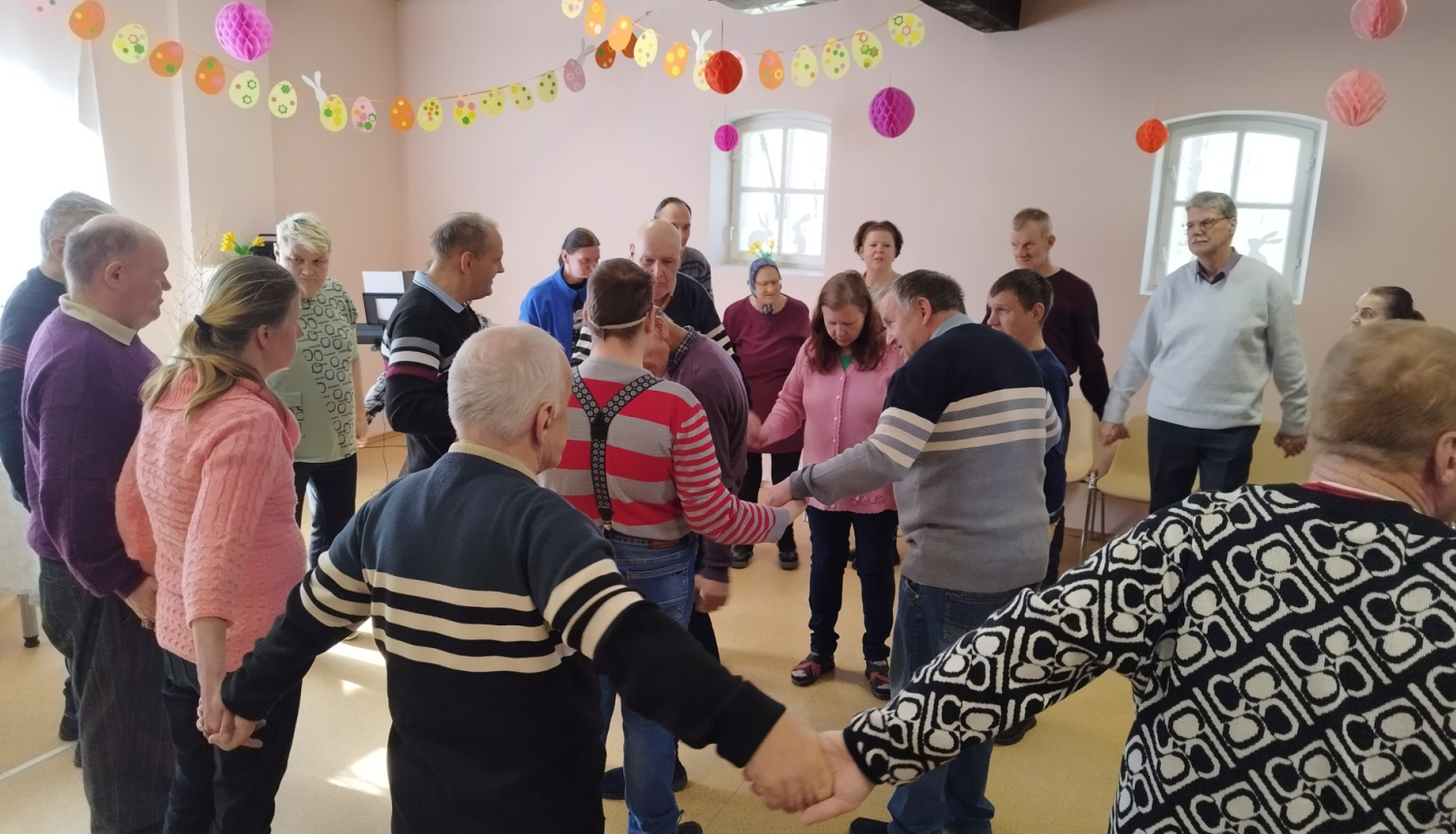 Māras diena “Aizvīķos” – pavasara noskaņās un kopā būšanas priekā